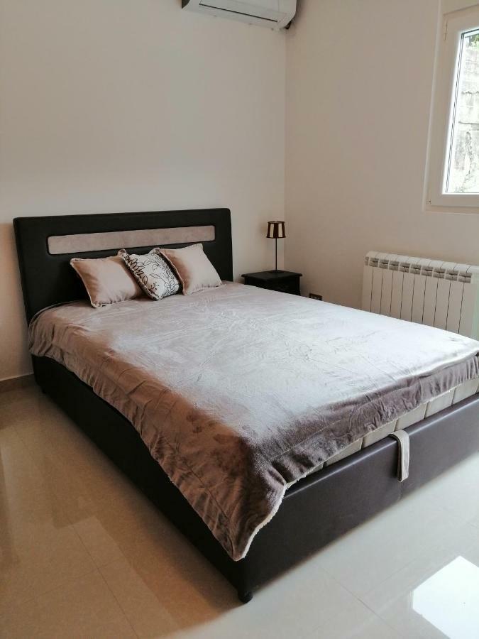 Studio Apartman Irena1 Биела Экстерьер фото